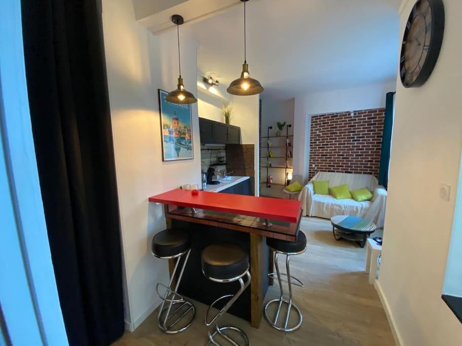 Le Nid D'Orient Entre Matabiau Et Capitole Parking Apartment Toulouse Ngoại thất bức ảnh