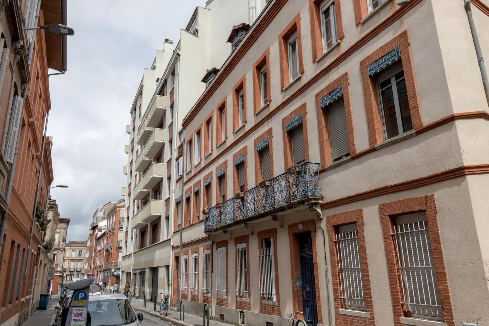 Le Nid D'Orient Entre Matabiau Et Capitole Parking Apartment Toulouse Ngoại thất bức ảnh